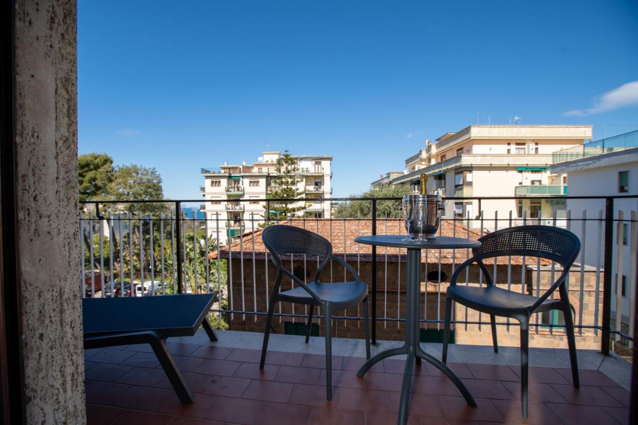 Alma Sorrento Suite ภายนอก รูปภาพ